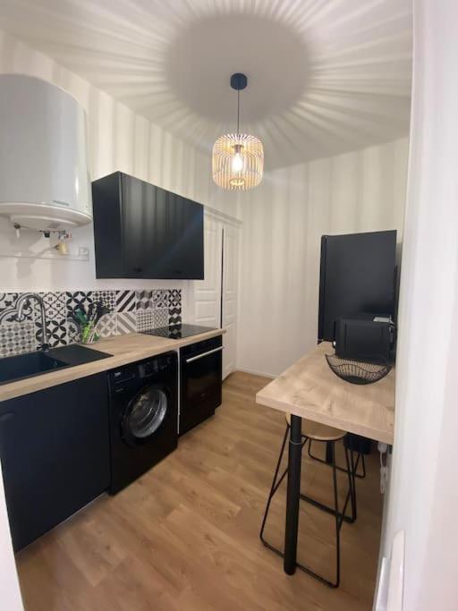 Corte Magnifique T2 45M2 Neuf 5 Personnes Place St Marcel Hyper Centre Wifi Lave Linge Tv 외부 사진